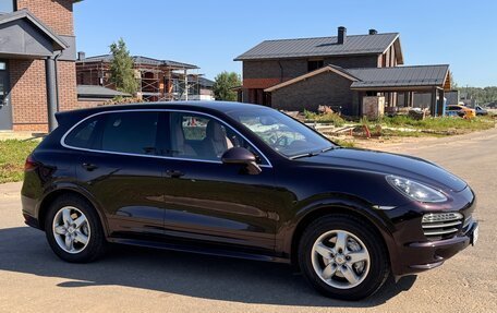 Porsche Cayenne III, 2011 год, 2 800 000 рублей, 2 фотография