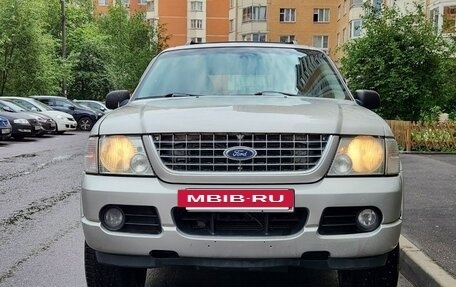 Ford Explorer III, 2004 год, 695 000 рублей, 2 фотография