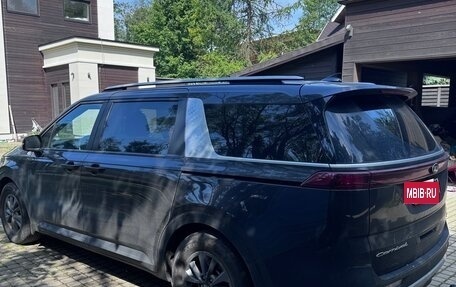 KIA Carnival, 2021 год, 4 300 000 рублей, 6 фотография