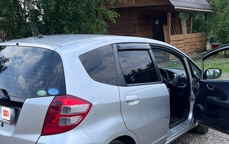 Honda Fit III, 2009 год, 650 000 рублей, 3 фотография