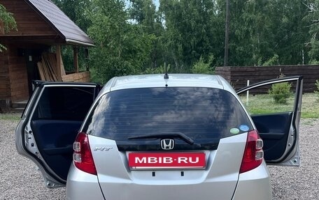 Honda Fit III, 2009 год, 650 000 рублей, 4 фотография