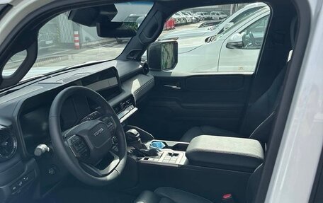 Toyota Land Cruiser Prado, 2024 год, 7 949 000 рублей, 4 фотография