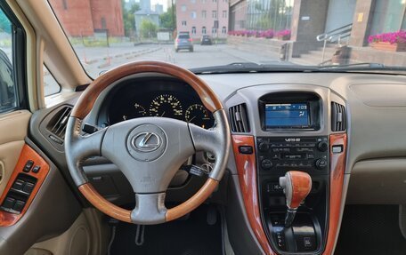 Lexus RX IV рестайлинг, 2001 год, 900 000 рублей, 7 фотография