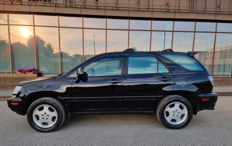 Lexus RX IV рестайлинг, 2001 год, 900 000 рублей, 8 фотография