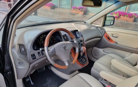 Lexus RX IV рестайлинг, 2001 год, 900 000 рублей, 11 фотография
