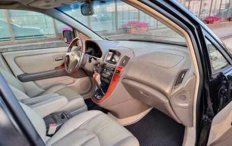 Lexus RX IV рестайлинг, 2001 год, 900 000 рублей, 19 фотография