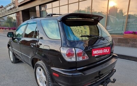 Lexus RX IV рестайлинг, 2001 год, 900 000 рублей, 15 фотография