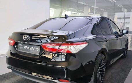 Toyota Camry, 2018 год, 2 210 000 рублей, 5 фотография