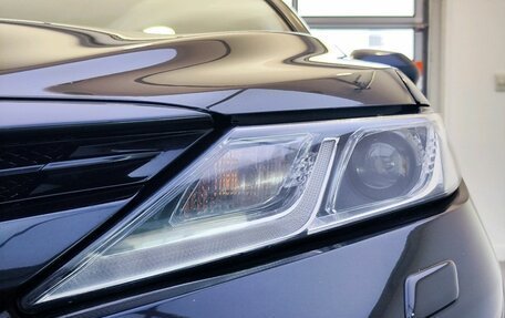 Toyota Camry, 2018 год, 2 210 000 рублей, 17 фотография
