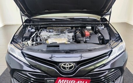 Toyota Camry, 2018 год, 2 210 000 рублей, 9 фотография