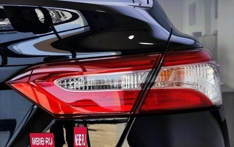 Toyota Camry, 2018 год, 2 210 000 рублей, 10 фотография