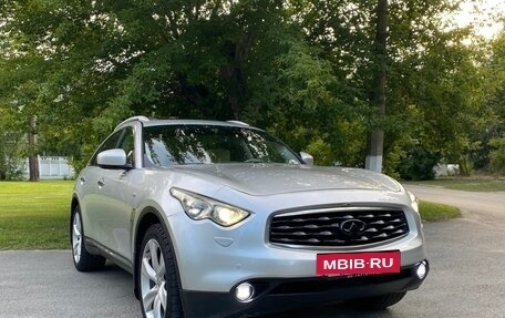 Infiniti FX II, 2008 год, 2 000 000 рублей, 3 фотография