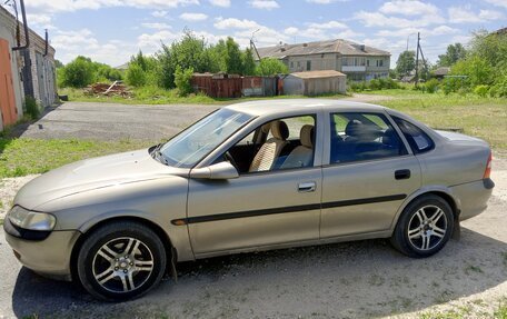 Opel Vectra B рестайлинг, 1998 год, 200 000 рублей, 2 фотография