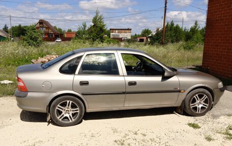 Opel Vectra B рестайлинг, 1998 год, 200 000 рублей, 4 фотография