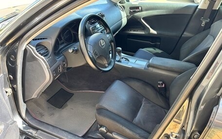Lexus IS II рестайлинг 2, 2007 год, 1 350 000 рублей, 10 фотография