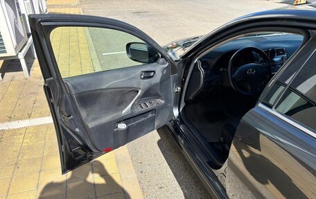 Lexus IS II рестайлинг 2, 2007 год, 1 350 000 рублей, 23 фотография