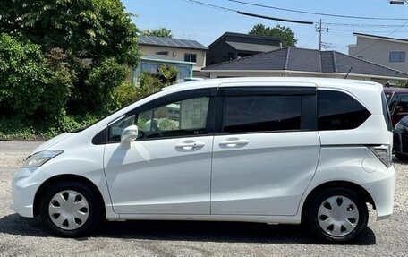 Honda Freed I, 2013 год, 1 100 000 рублей, 4 фотография