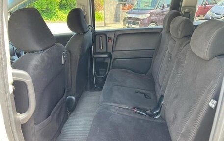 Honda Freed I, 2013 год, 1 100 000 рублей, 18 фотография