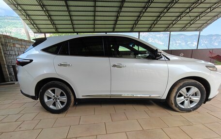 Toyota Harrier, 2019 год, 2 750 000 рублей, 4 фотография