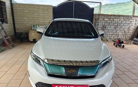 Toyota Harrier, 2019 год, 2 750 000 рублей, 2 фотография