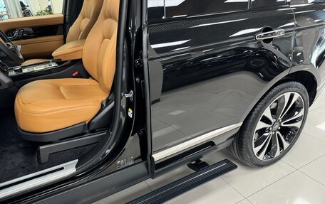 Land Rover Range Rover IV рестайлинг, 2021 год, 13 900 000 рублей, 19 фотография