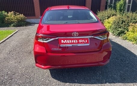 Toyota Corolla, 2020 год, 2 100 000 рублей, 10 фотография