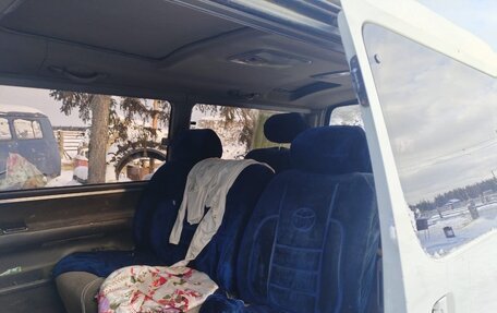 Toyota HiAce H100, 1997 год, 650 000 рублей, 6 фотография