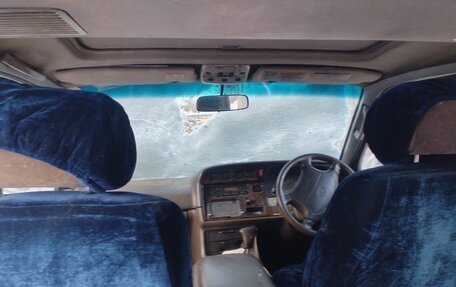 Toyota HiAce H100, 1997 год, 650 000 рублей, 7 фотография