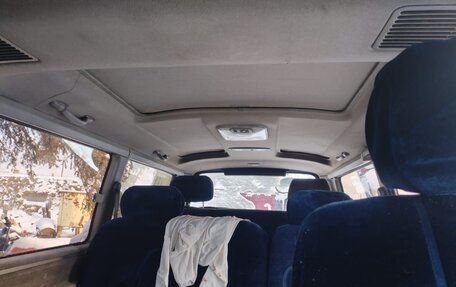 Toyota HiAce H100, 1997 год, 650 000 рублей, 9 фотография