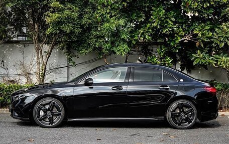 Mercedes-Benz A-Класс AMG, 2024 год, 4 600 000 рублей, 3 фотография