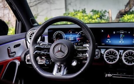 Mercedes-Benz A-Класс AMG, 2024 год, 4 600 000 рублей, 17 фотография