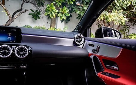 Mercedes-Benz A-Класс AMG, 2024 год, 4 600 000 рублей, 15 фотография