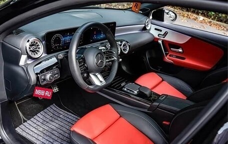 Mercedes-Benz A-Класс AMG, 2024 год, 4 600 000 рублей, 19 фотография