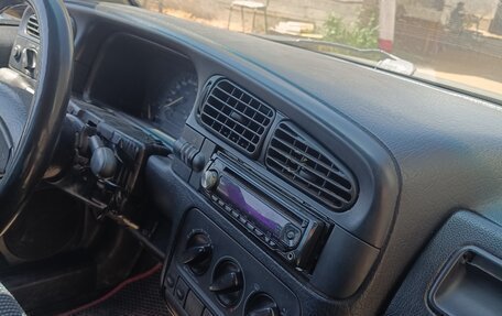 Volkswagen Vento, 1992 год, 125 000 рублей, 2 фотография