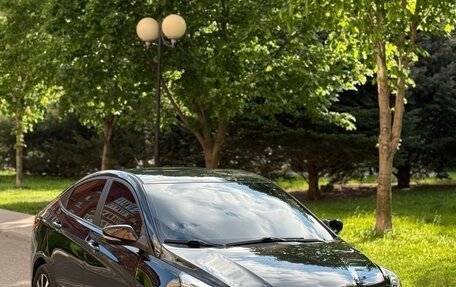 Hyundai Solaris II рестайлинг, 2015 год, 1 050 000 рублей, 3 фотография