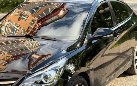 Hyundai Solaris II рестайлинг, 2015 год, 1 050 000 рублей, 12 фотография