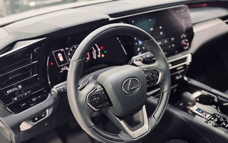 Lexus RX IV рестайлинг, 2023 год, 11 800 000 рублей, 5 фотография