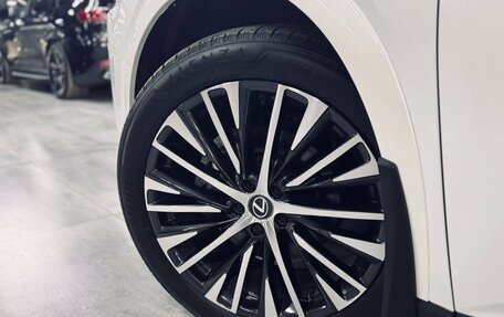 Lexus RX IV рестайлинг, 2023 год, 11 800 000 рублей, 16 фотография