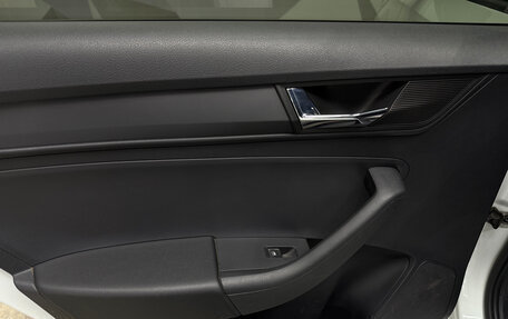 Skoda Rapid II, 2020 год, 1 350 000 рублей, 19 фотография