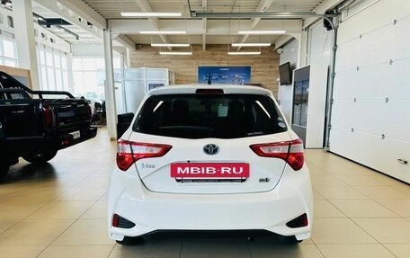 Toyota Vitz, 2017 год, 1 299 000 рублей, 5 фотография