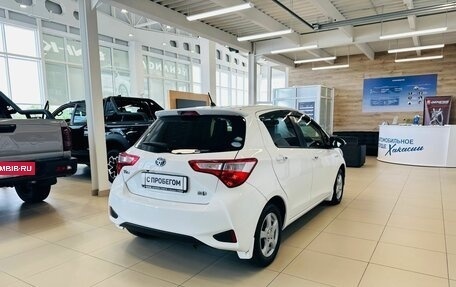 Toyota Vitz, 2017 год, 1 299 000 рублей, 6 фотография