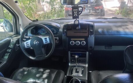 Nissan Navara (Frontier), 2010 год, 1 420 000 рублей, 11 фотография