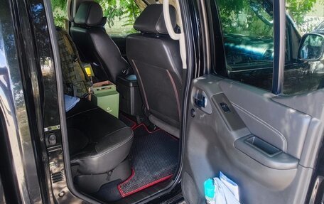 Nissan Navara (Frontier), 2010 год, 1 420 000 рублей, 19 фотография