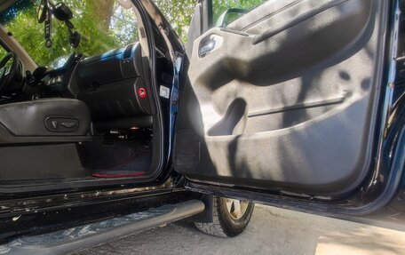 Nissan Navara (Frontier), 2010 год, 1 420 000 рублей, 22 фотография
