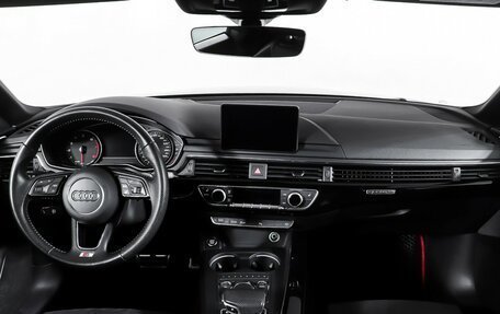 Audi A5, 2018 год, 3 190 000 рублей, 13 фотография