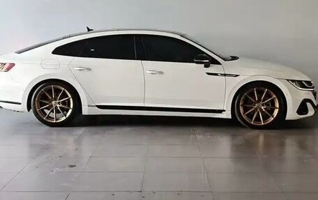 Volkswagen Passat CC, 2022 год, 2 507 690 рублей, 3 фотография