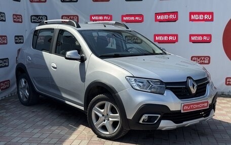Renault Sandero II рестайлинг, 2017 год, 1 049 990 рублей, 3 фотография