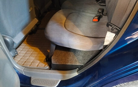 Toyota FunCargo, 2000 год, 450 000 рублей, 10 фотография