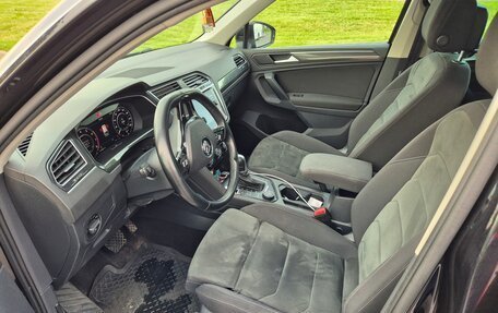 Volkswagen Tiguan II, 2018 год, 2 350 000 рублей, 7 фотография