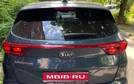 KIA Sportage IV рестайлинг, 2020 год, 2 200 000 рублей, 2 фотография